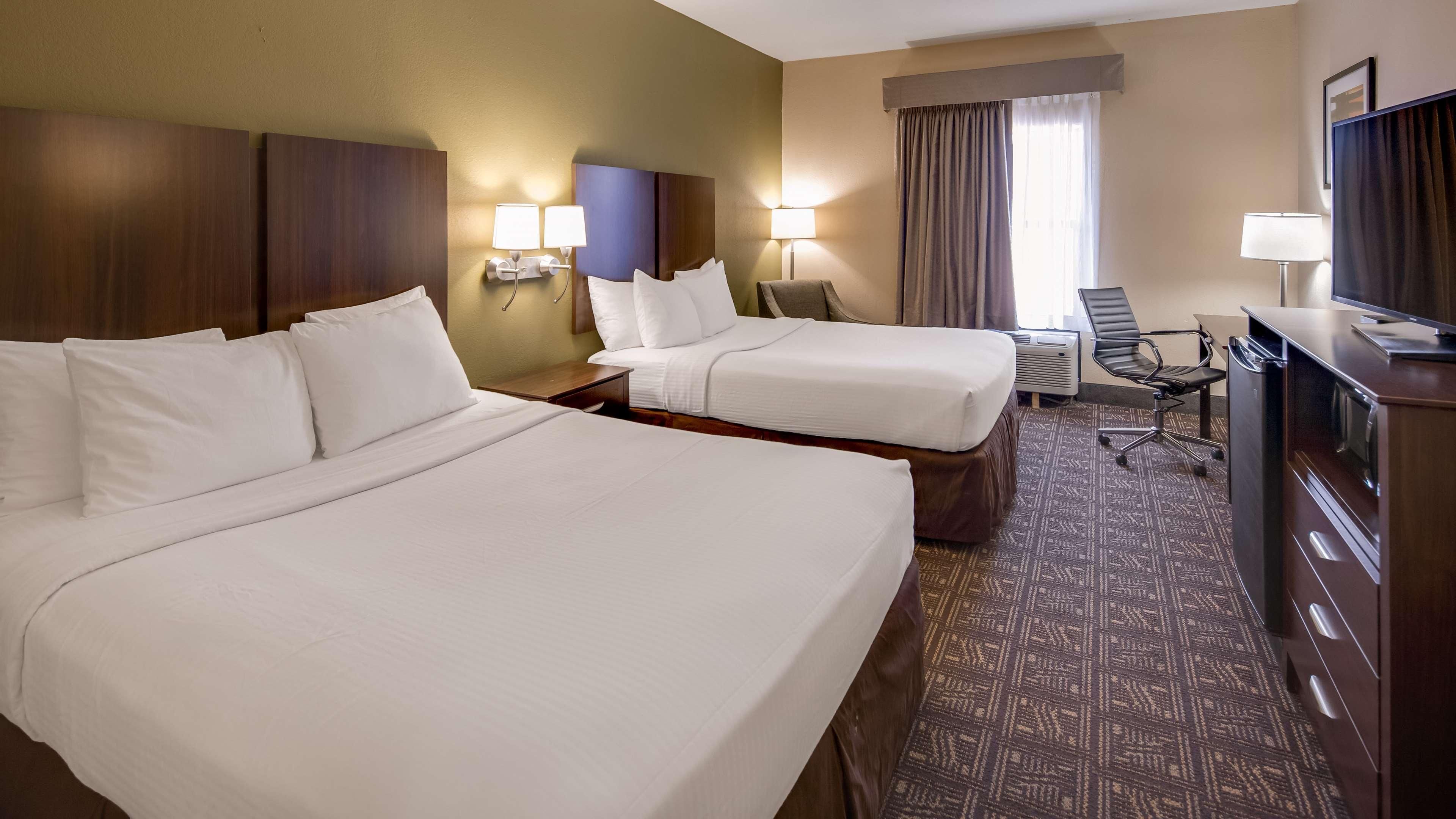 Best Western Rayne Inn Extérieur photo