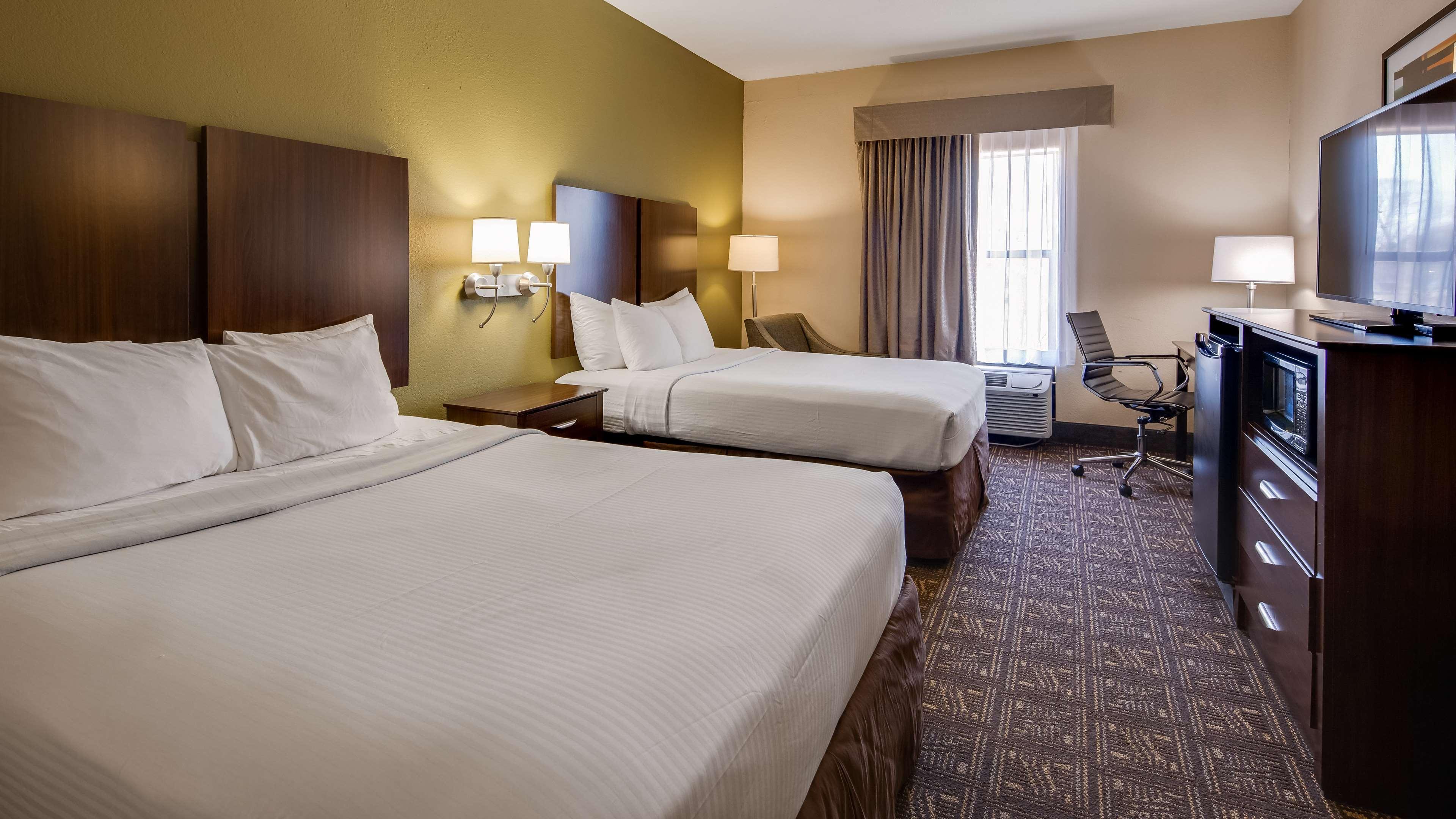 Best Western Rayne Inn Extérieur photo